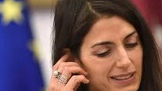 Virginia Raggi ricoverata in ospedale