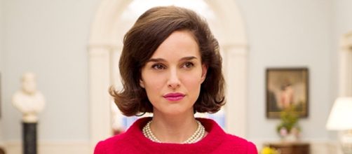 What 'Jackie' Star Natalie Portman Thinks The Trumps & The ... - bustle.com