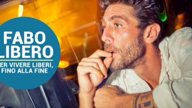 Dj Fabo, l'ultimo atto della sua vita &egrave; una estrema protesta civile: &egrave; andato in una clinica svizzera per poter morire. Foto: Twitter.