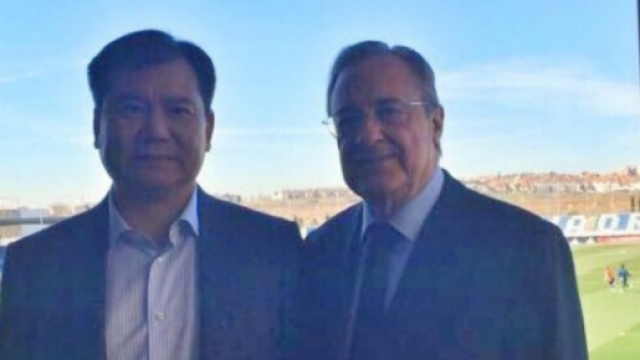Florentino P&eacute;rez et Zhang Jindong &agrave; Madrid
