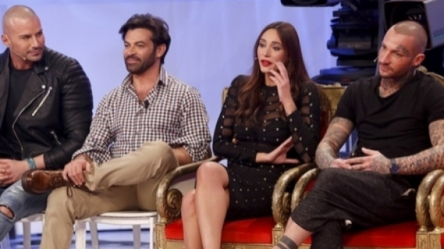 Uomini e Donne: Sonia sotto attacco, Tina e Gianni contro il ... - panorama.it