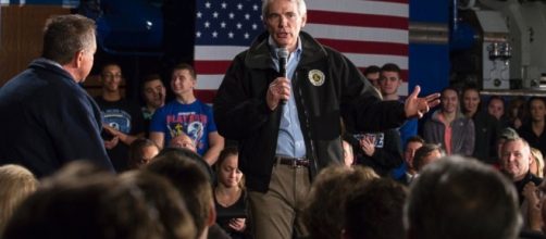 How the Trump Effect and Clinton Cash Are Affecting Battle for ... - go.com