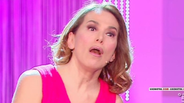 Barbara D'Urso interrompe un dibattito a domenica live