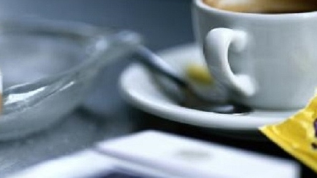 Binomio sigaretta-caff&egrave;, ecco perch&egrave; vanno a braccetto