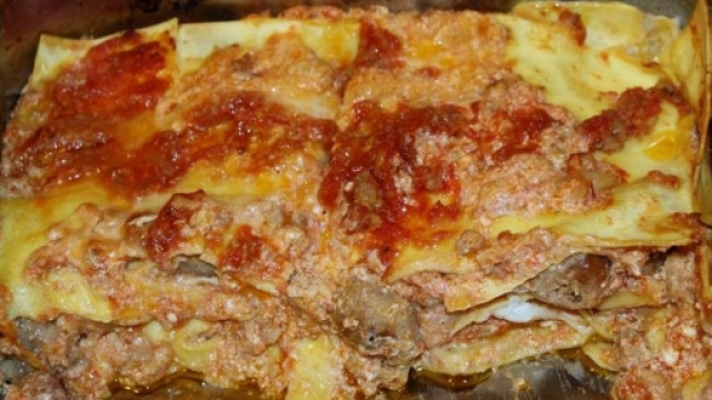 Lasagne di Carnevale napoletane - buttalapasta.it
