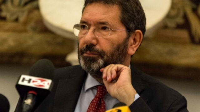 Marino allontana le dimissioni: "Se cambia la legge resto fino al ... - romatoday.it
