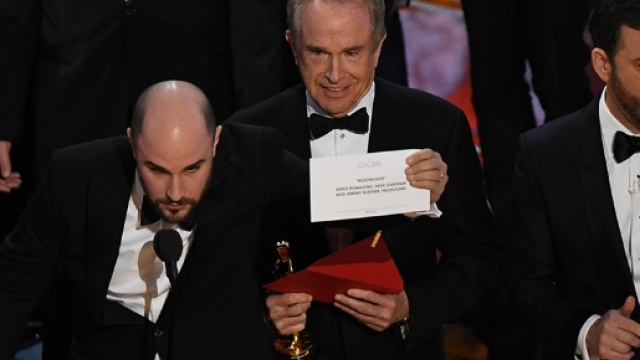 Oscars 2017 : des excuses apr&egrave;s la grosse boulette autour de l ... - telerama.fr
