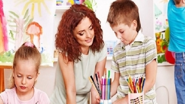 Scuola: docenti precari, insegnanti e mobilit&agrave;: dalle pensioni alle assunzioni