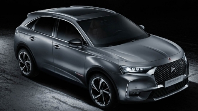 DS 7 Crossback Vista di 3/4 anteriore