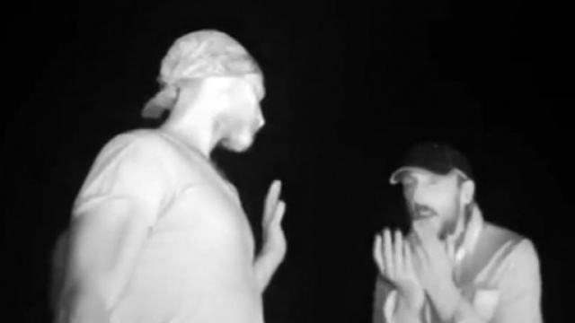 Isola dei famosi, Raz Degan discute con Massimo Ceccherini