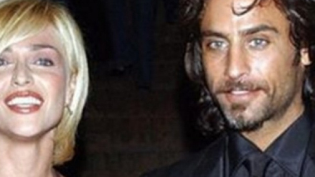 Live Isola dei Famosi: Raz Degan ancora innamorato della Barale