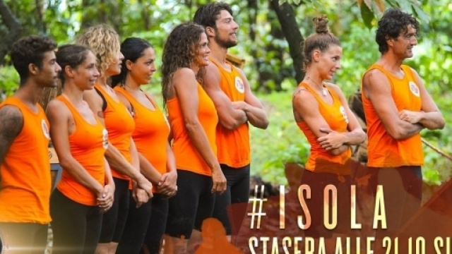 Isola dei Famosi 12: stasera, 28/2, la quinta puntata.