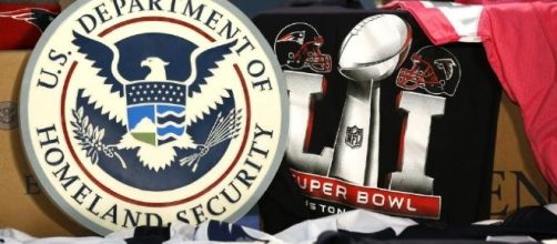 Counterfeit souvenirs seized from Super Bowl LI /Glenn Fawcett/U.S. CBP Public Domain