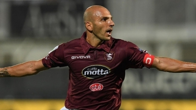Alessandro Rosina guida la Salernitana all'assalto del Novara