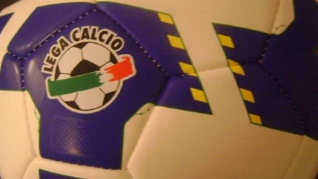 Il pallone della Lega Calcio Serie A.