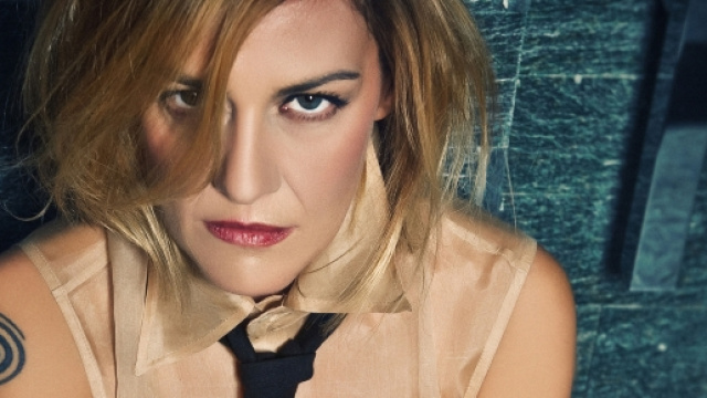 Irene Grandi ad Amici di Maria De Filippi