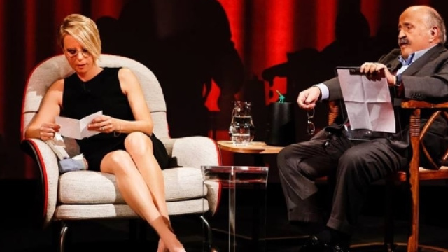 Maurizio Costanzo e Maria De Filippi insieme a L'Intervista - ultimenotizieflash.com