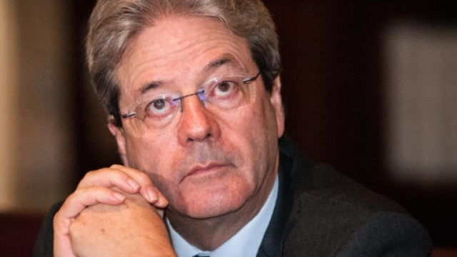 Terremoto, Gentiloni visita Teramo e Montorio al Vomano