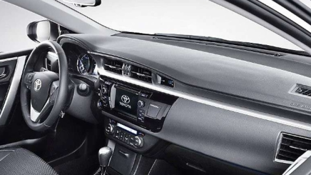 Toyota Corolla 2014 (Foto 4/15) | QNM - qnm.it