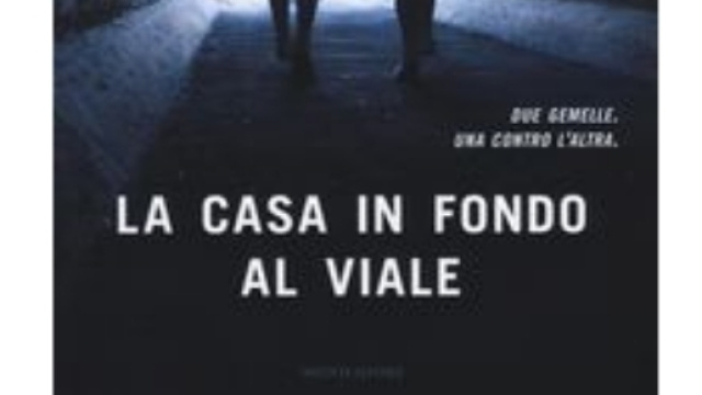 Cover del libro 'La casa in fondo al viale'.