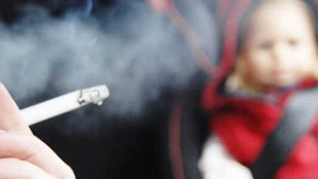 Divieto di fumo in auto in presenza di minori e donne in stato di gravidanza