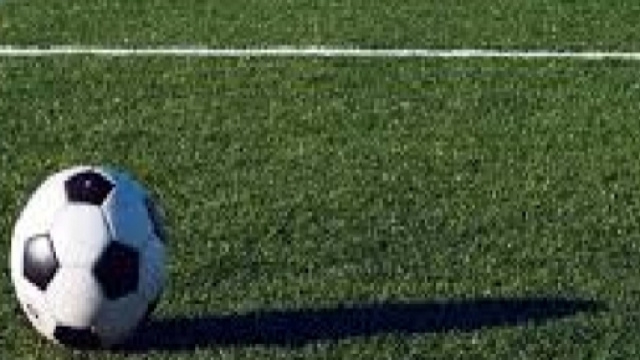 Il calcio italiano attira gli imprenditori cinesi.