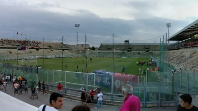 Sconfitta pesante per il Taranto al Degli Ulivi; sabato allo Iacovone (foto) il derby con il Foggia.