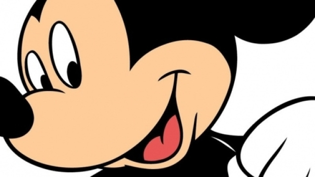 Recenti studi spiegano l'origine dei guanti bianchi di Topolino