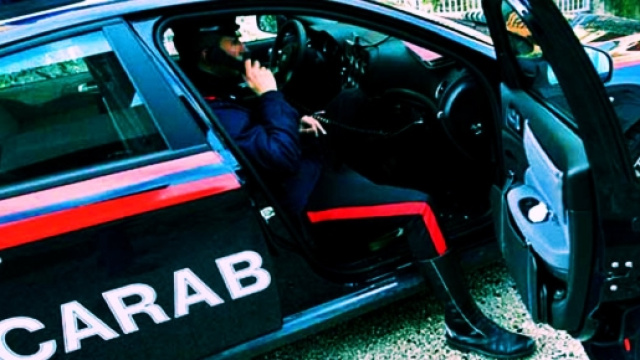 L'uomo &egrave; stato fermato dai Carabinieri.