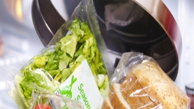 Lo spreco alimentare. In Italia nella spazzatura 13 miliardi di e - altrimondinews.it