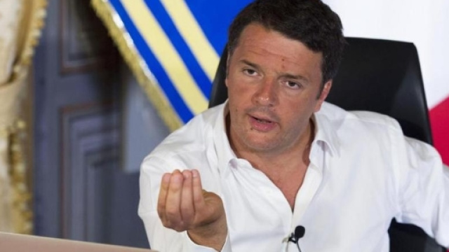 Matteo Renzi striglia la minoranza del Pd - foto tratta da lastampa.it
