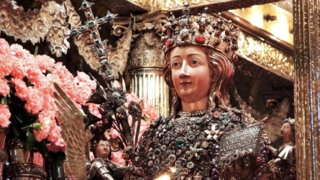 Sant'Agata: vita della Martire Patrona della citt&agrave; di Catania.