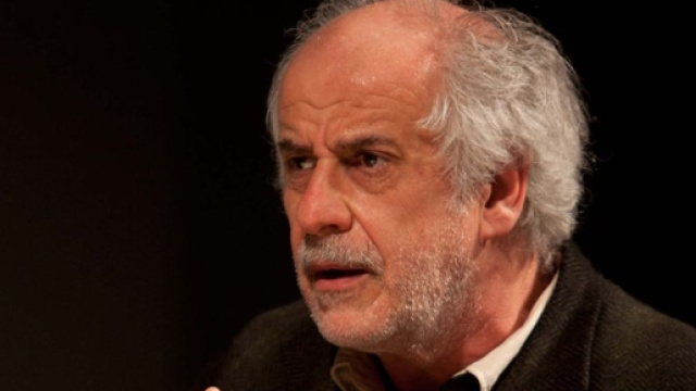 Le Voci Di Dentro Di Toni Servillo - Sherwood - La migliore ... - sherwood.it