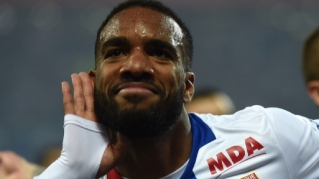 Mercato : Lacazette, Lukaku, Mahrez... Les premi&egrave;res infos ... - bfmtv.com