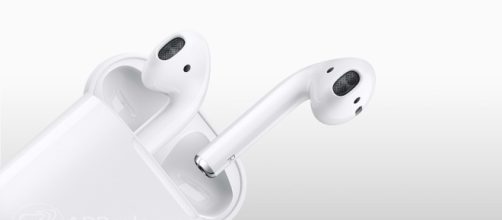 Llega la primera actualizaci&oacute;n de los AirPods a la versi&oacute;n 3.5.1 - apperlas.com