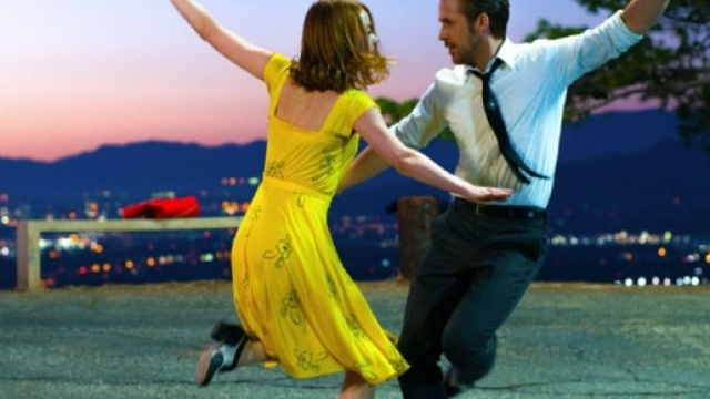 Ai Golden Globe 2017 trionfa La La Land, il film con Emma Stone e ... - nerospinto.it