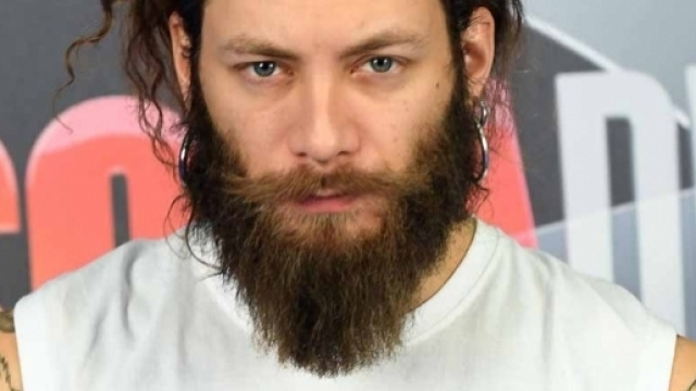 Andrea Marcaccini &egrave; stato squalificato dall'Isola dei Famosi