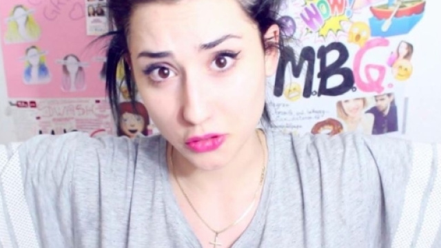 Greta Menchi, una youtuber a Sanremo - Velvetgossip.it