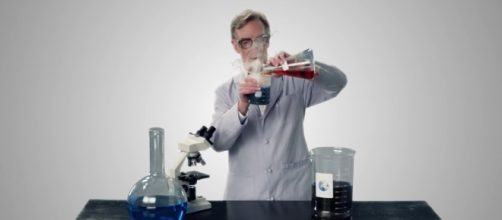 Bill Nye Saves the World. JoBlo TV Show Trailers (YouTube-Screencap)