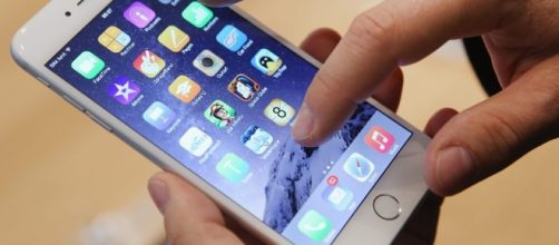 How to trade in your old handset for an iPhone 7 and get up to ... - thesun.co.uk