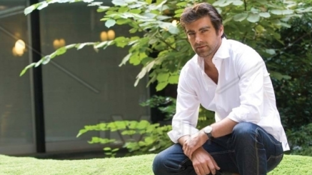 Anticipazioni Un posto al sole: Marco Basile entra nel cast in veste di un poliziotto poco convenzionale