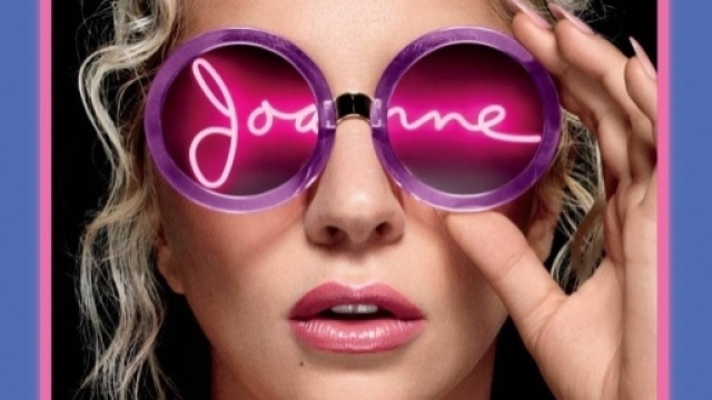 il poster pubblicitario del Joanne World Tour