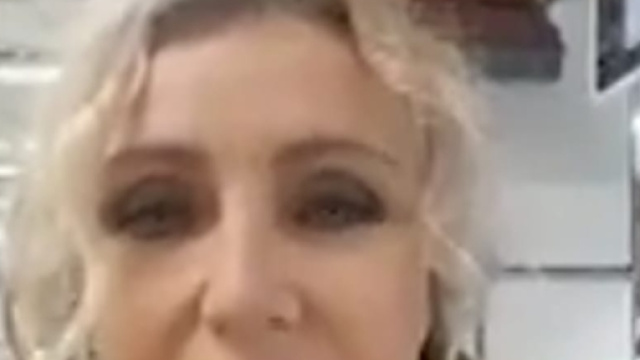 Licia Col&ograve;, la denuncia sui social: "Non &egrave; giusto vendere granchi ... - today.it