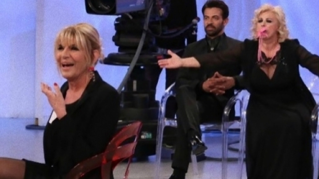 Uomini e Donne: Tina e Gemma risollevano il trono over.