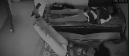 Evento sobrenatural surpreende indiano. Link do v&iacute;deo no fim da mat&eacute;ria (LiveLeak)