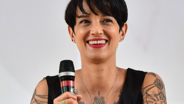 Asia Argento si scusa con Giorgia Meloni
