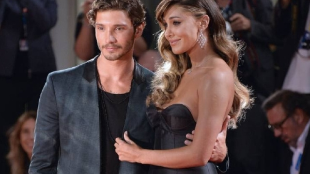 Belen Rodriguez: Stefano la difende sul web