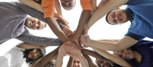 r).-Sociedad - Grupo 102: Martinez Baimea Joel - google.com