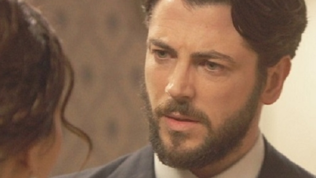 Le prossime puntate de Il Segreto: anticipazioni spagnole e news parlano soprattutto di Hernando e di un tal Damian. Tra passato, presente e futuro.