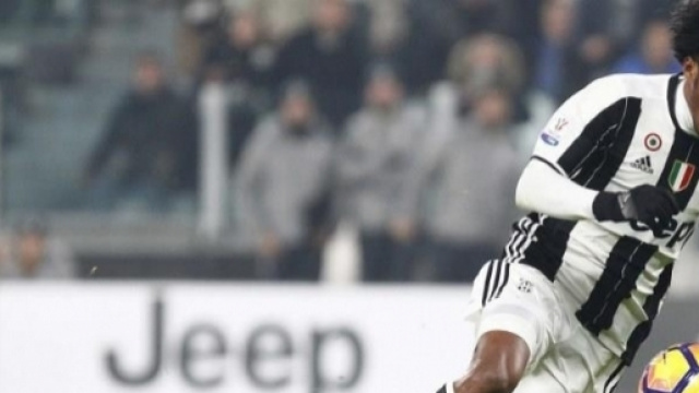 Reina non si d&agrave; pace: ho preso la palla!